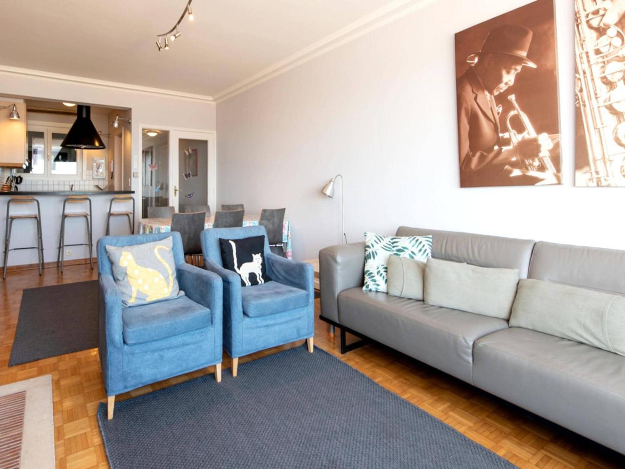 Met Zeezicht In Appartement *